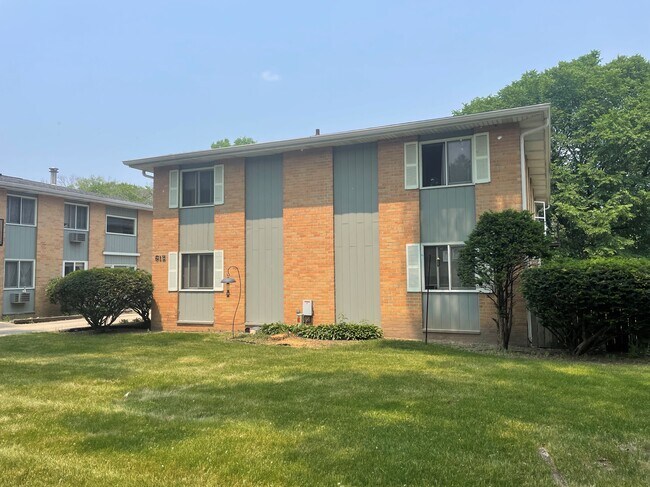 600 & 612 Femrite Drive - 600 Femrite Dr