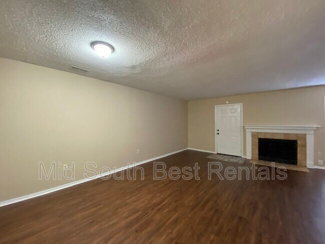 Foto del edificio - 3082 Littlefield Cove