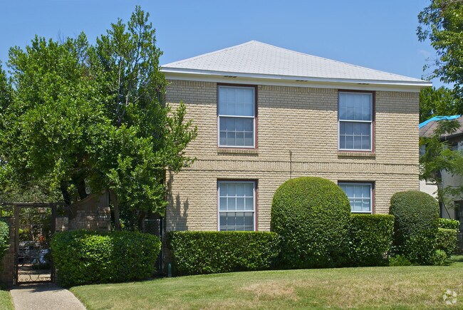 Building Photo - 3905 Hawthorne Ave