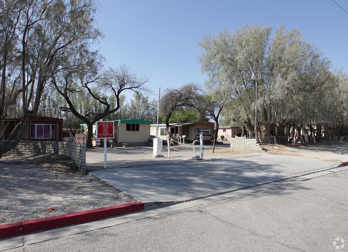 Primary Photo - County Squire Mobile Home Park