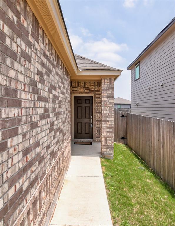 Building Photo - 210 Adeline Dr