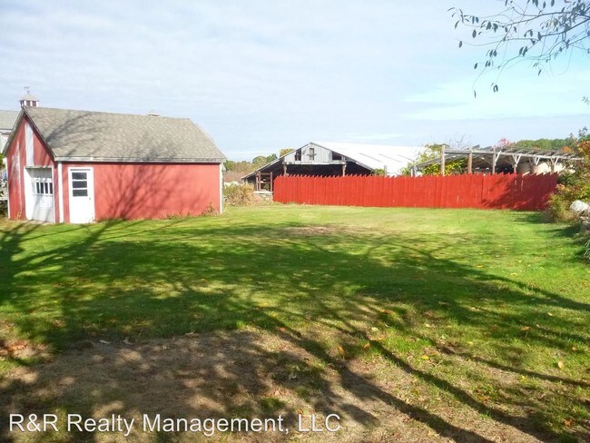 Building Photo - 3 br, 2 bath House - 427 Sutton St