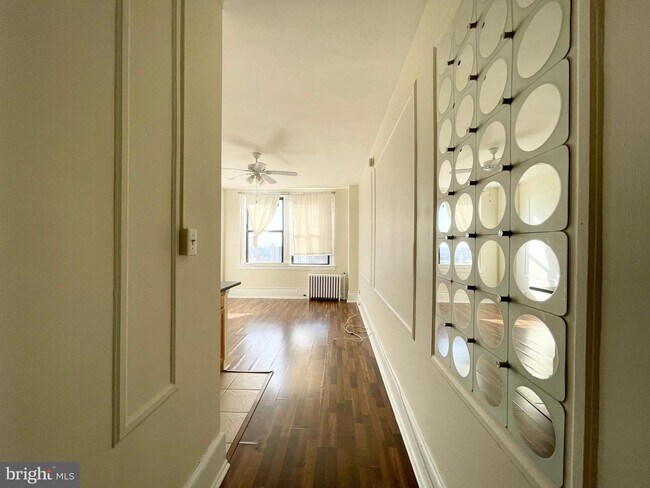 Foto del edificio - 1324 Locust St