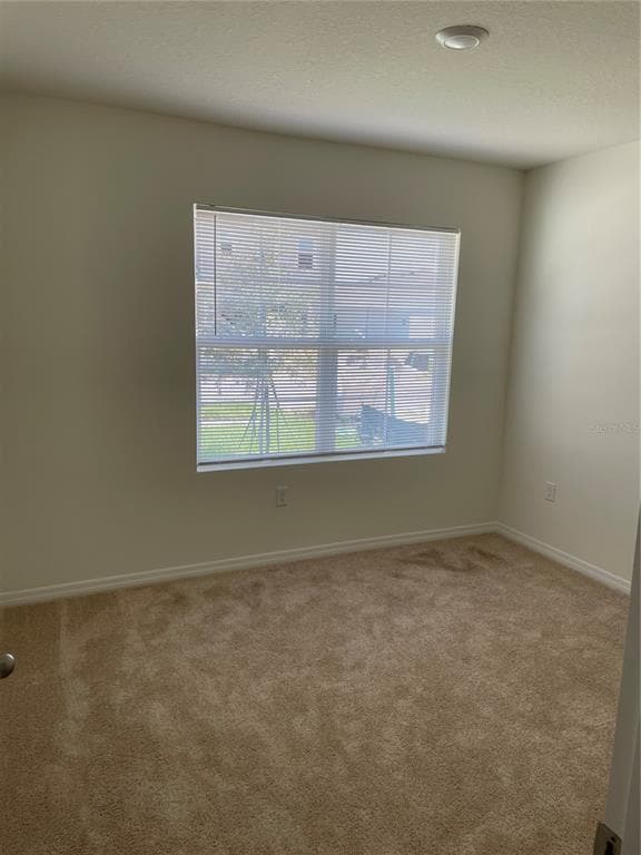 Building Photo - 2136 Silver Brk Wy