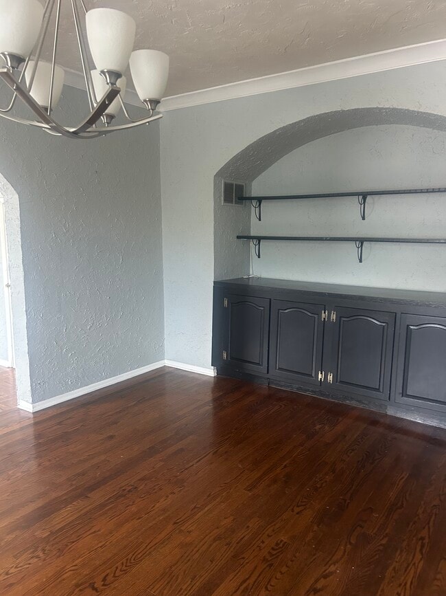 Build in cabinets/shelves in separate dining area - 444 S Hanley Rd
