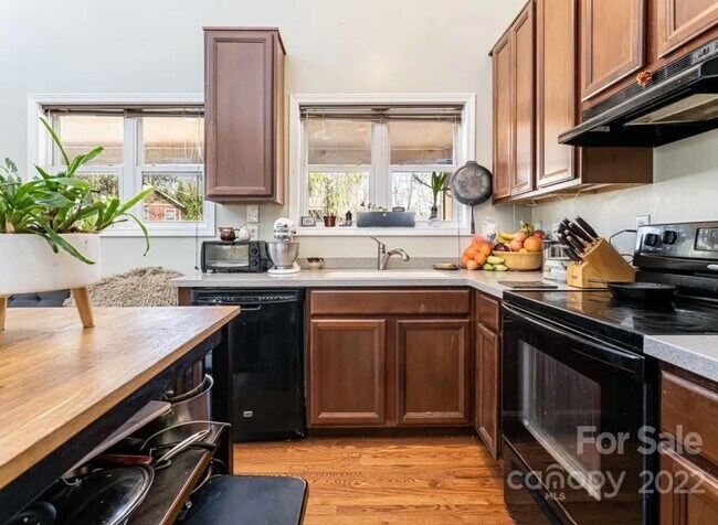 Foto del edificio - 133 Courtland Ave