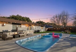 Building Photo - 5112 Arbor Glen Rd