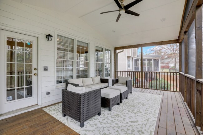 Foto del edificio - 1155 Arbor Creek Dr