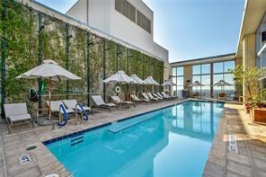 Foto principal - 98 San Jacinto Blvd