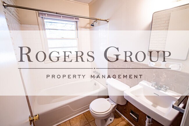 Foto del edificio - #106 - 104-106 Rollins Ave Duplex