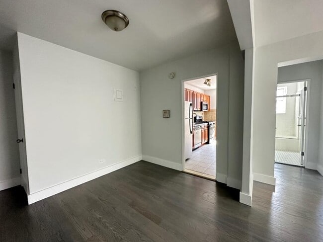 Building Photo - 1 bedroom in WOODSIDE NY 11377