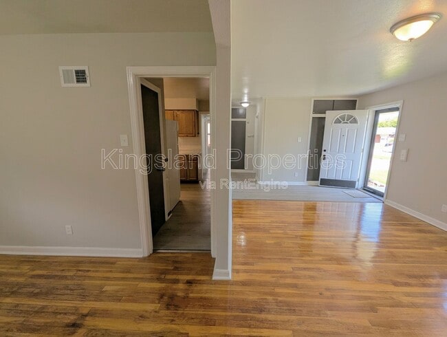 Foto del edificio - 9418 Pattonwood Dr