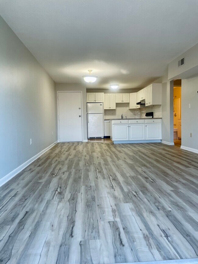 Foto del edificio - 2400 Harbor View Dr