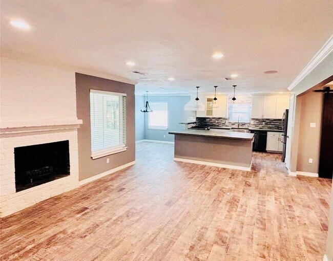 Foto del edificio - 6231 Wigton Dr