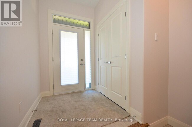 Building Photo - 331 Proud Walk