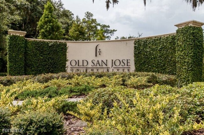 Foto del edificio - 1316 Heritage Manor Dr