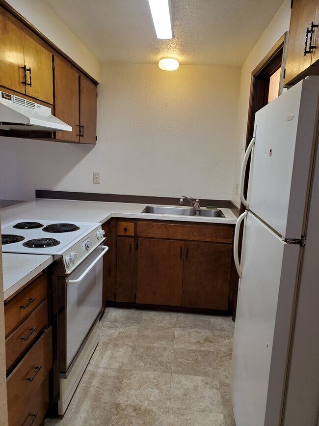 Building Photo - 47-47 N 8th St