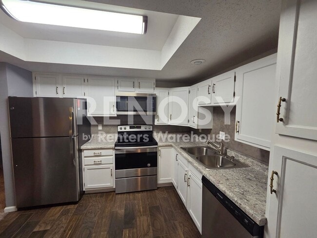 Building Photo - 4710 58th Ave N