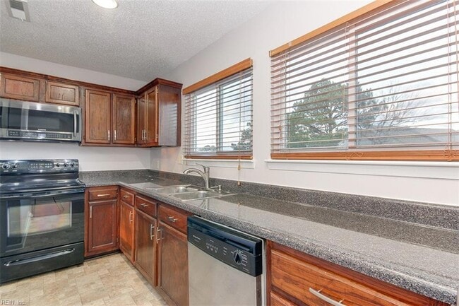 Photo - 3764 Chimney Creek Drive Unit Townhome