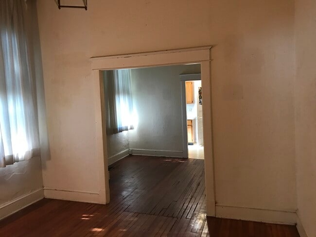 Sala de estar/comedor - 2121 19th St N