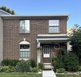 Building Photo - 1787 Sheffield Dr