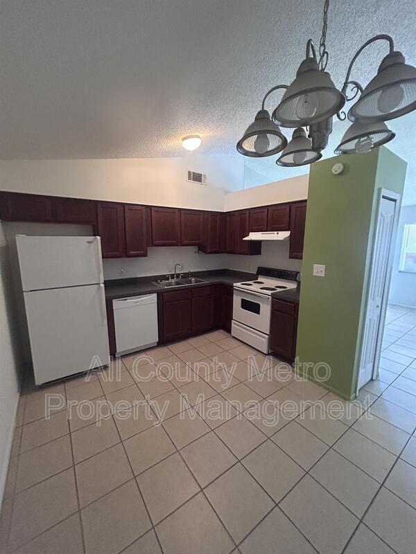 Foto del edificio - 2539 Ridgewood Ave