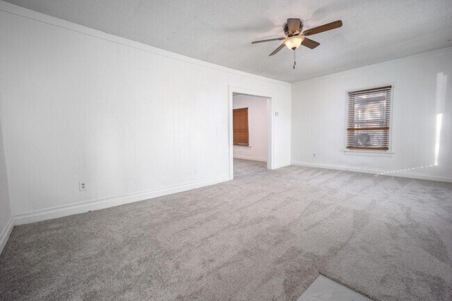 Foto del edificio - 1013 NW 45th St