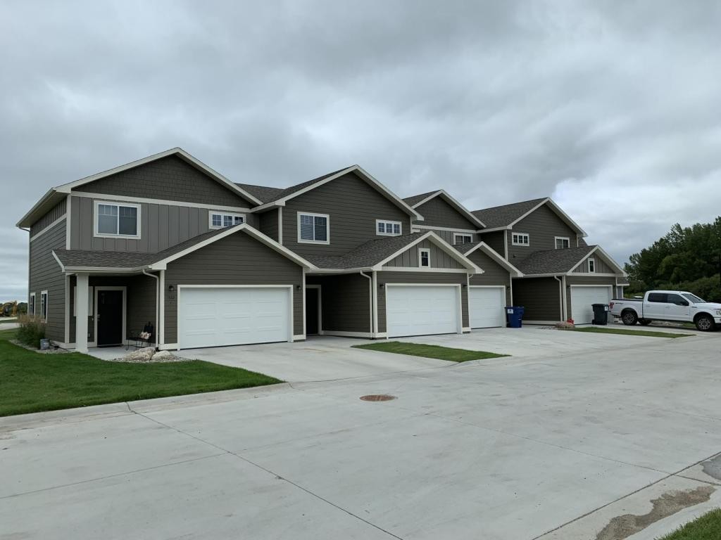 1522 Ohana Ave, Brookings, SD 57006 Townhome Rentals in Brookings SD