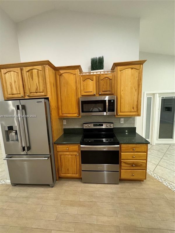 Foto del edificio - 8965 SW 59th Ct