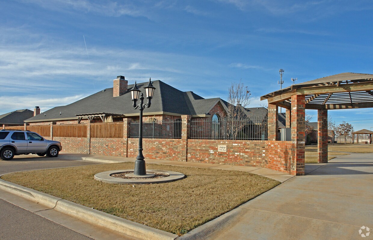 Foto del edificio - The Enclave