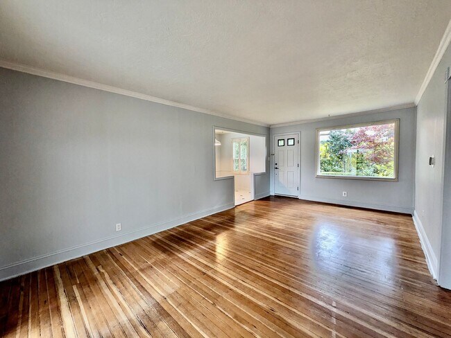 Foto del edificio - Darling 2 Bed 1 Bath 1940's Cottage Near M...