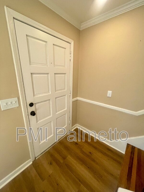Building Photo - 4716 Palm Tree Ln