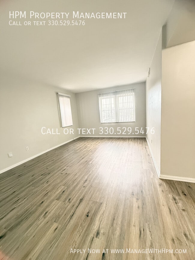 Foto del edificio - 3310 Warrensville Center Rd
