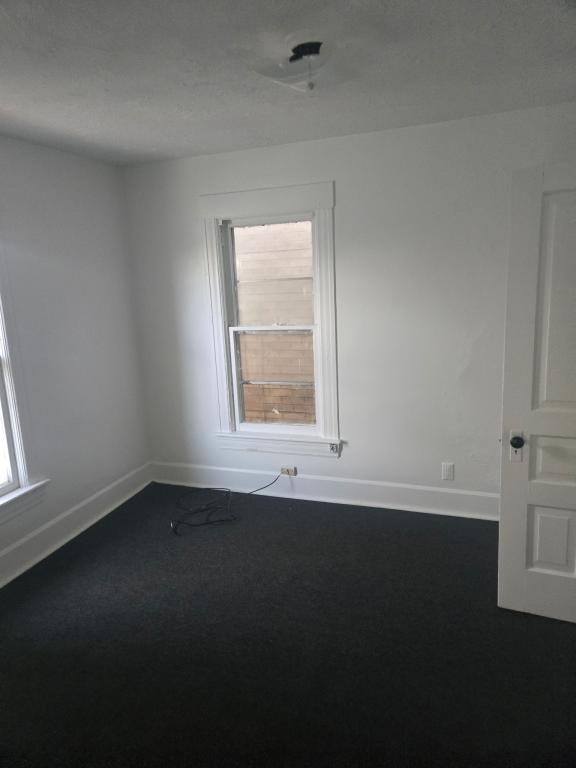 Foto del edificio - 508 W Pleasant St