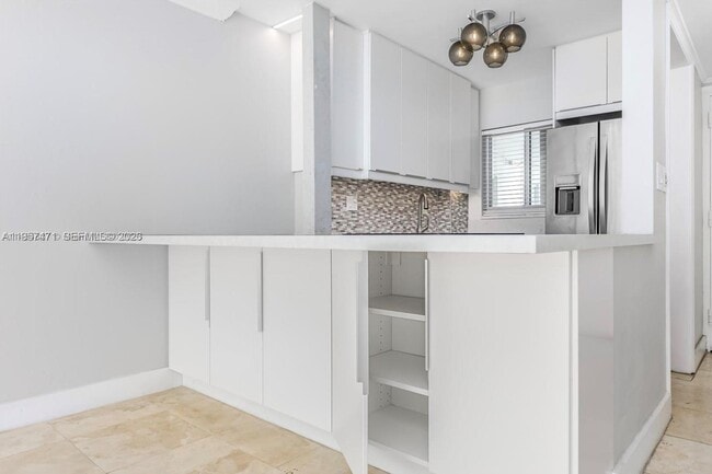 Foto del edificio - 1345 Lincoln Rd