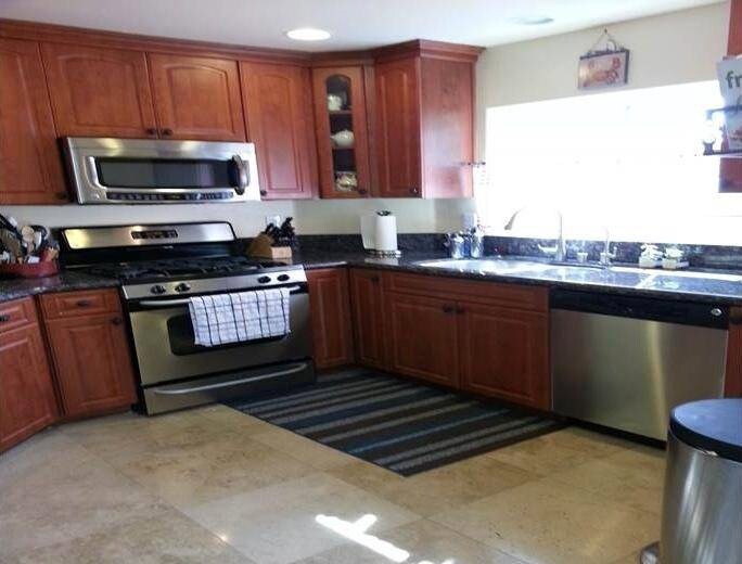 Cocina - 777 Ada St