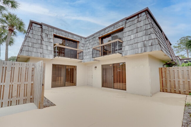 Building Photo - 4091 Palm Bay Cir