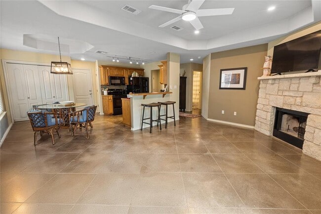 Building Photo - 18501 Staghorn Dr