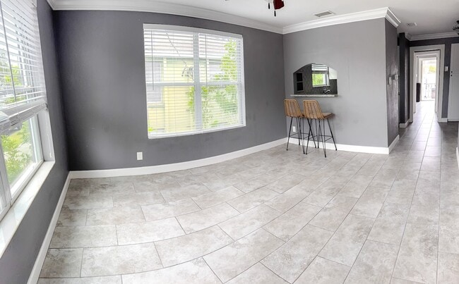 Photo - 214 Columbia Dr Townhome
