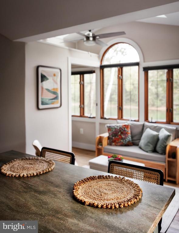 Building Photo - 730 Bennys Bch Rd