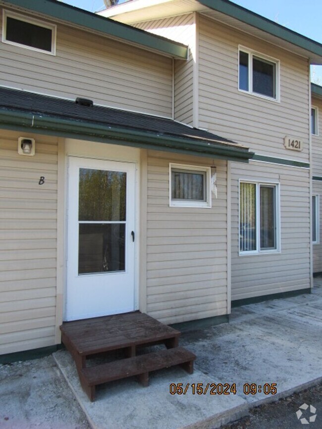 Building Photo - 1421 24th Ave