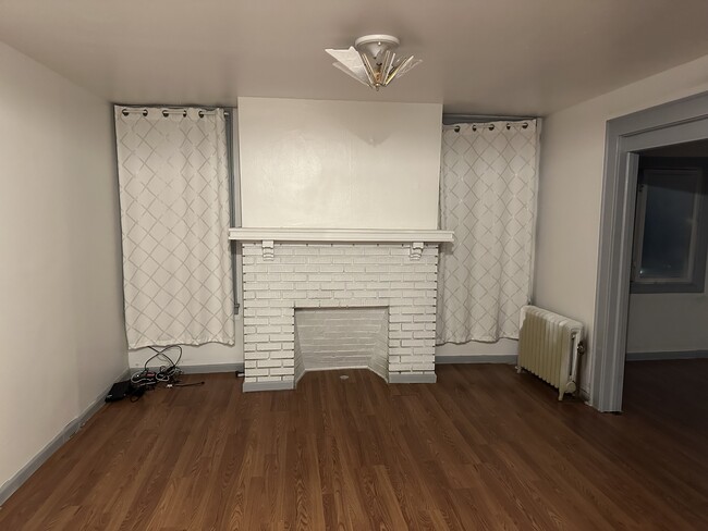 Building Photo - 85 21st St