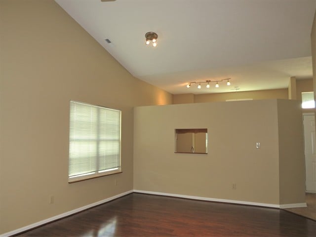 Building Photo - 10634 Bartley Dr