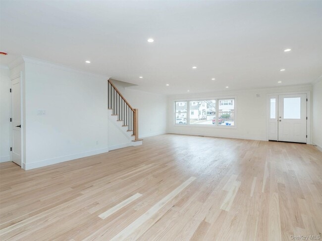 Foto del edificio - 35 Dunwood Rd