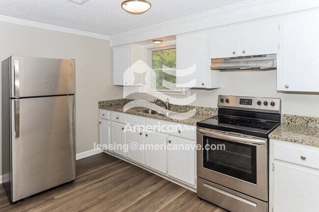 Foto del edificio - 1030 Winchester Cir