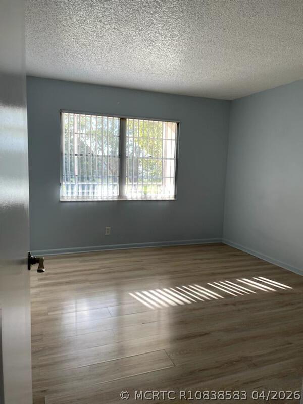 Foto del edificio - 3034 Ellesmere B