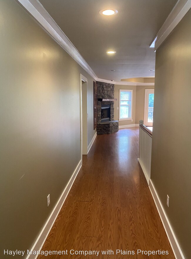 Building Photo - 4 br, 3 bath House - 804 Tullahoma Drive