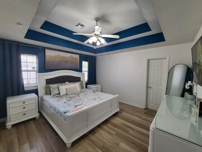 Foto del edificio - 179 W Cherrywood Ln