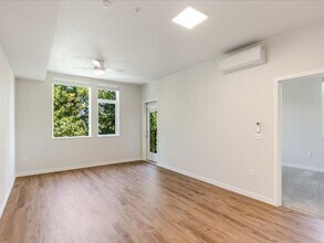 Interior Photo - The Woods on Marquam Hill