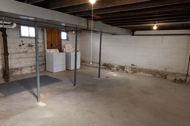 Foto del edificio - UPDATED 3 Bedroom 1 Bathroom single family home